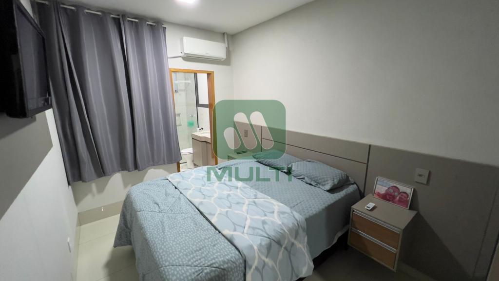 Casa à venda com 2 quartos, 98m² - Foto 14