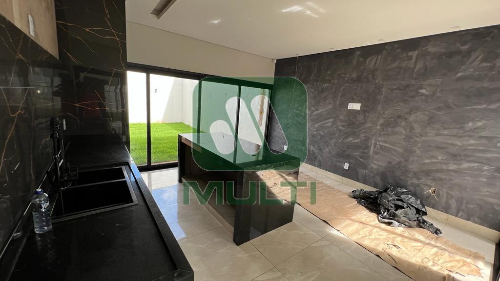 Casa à venda com 3 quartos, 163m² - Foto 6