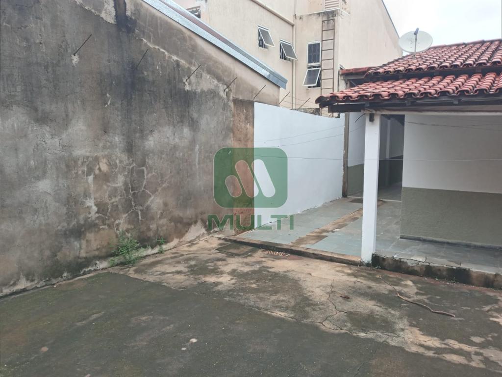 Casa à venda com 3 quartos, 130m² - Foto 7