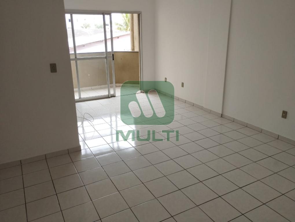 Apartamento à venda com 3 quartos, 86m² - Foto 6