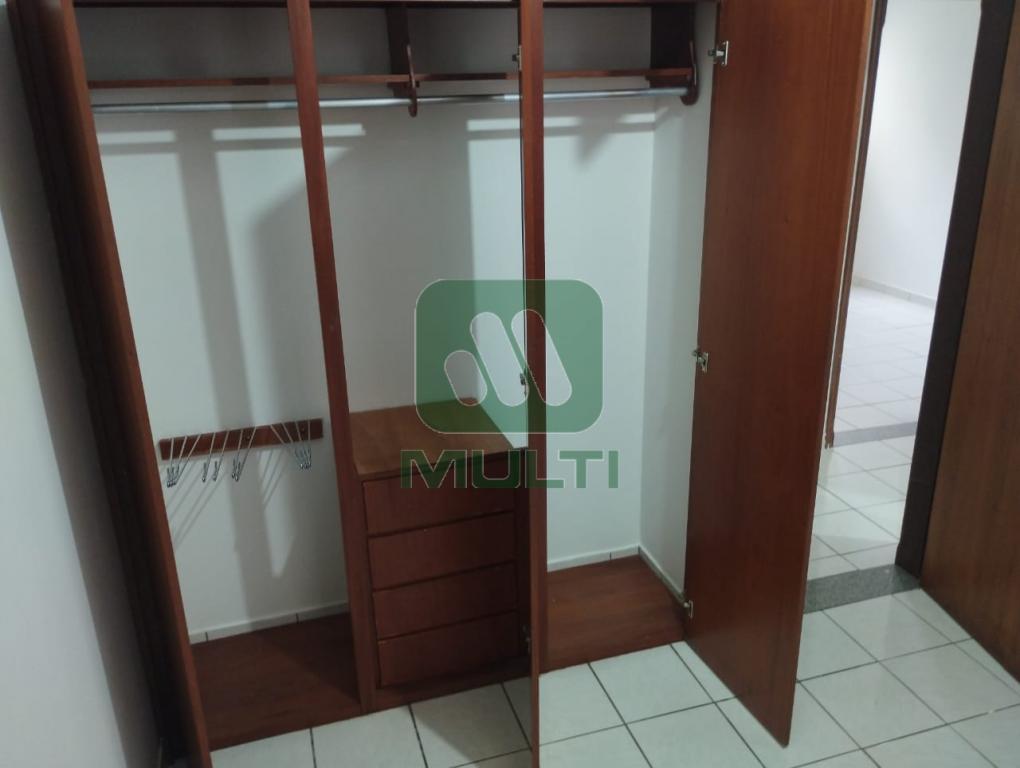 Apartamento à venda com 3 quartos, 86m² - Foto 14