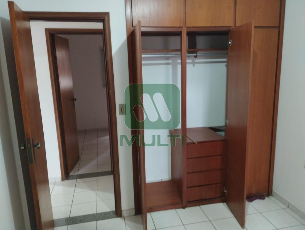 Apartamento à venda com 3 quartos, 86m² - Foto 15