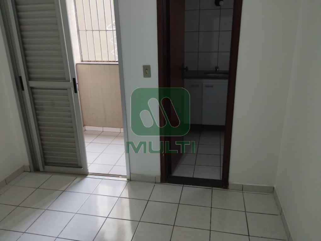 Apartamento à venda com 3 quartos, 86m² - Foto 16