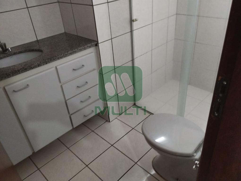 Apartamento à venda com 3 quartos, 86m² - Foto 17