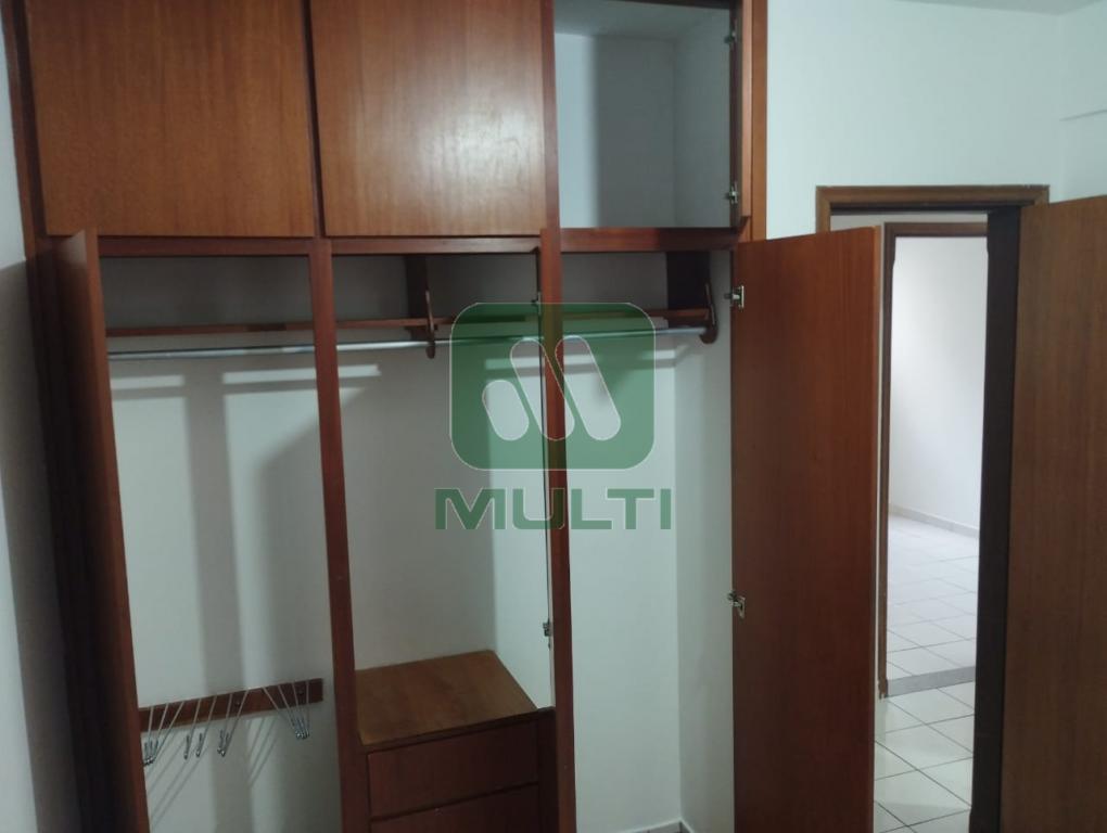 Apartamento à venda com 3 quartos, 86m² - Foto 20