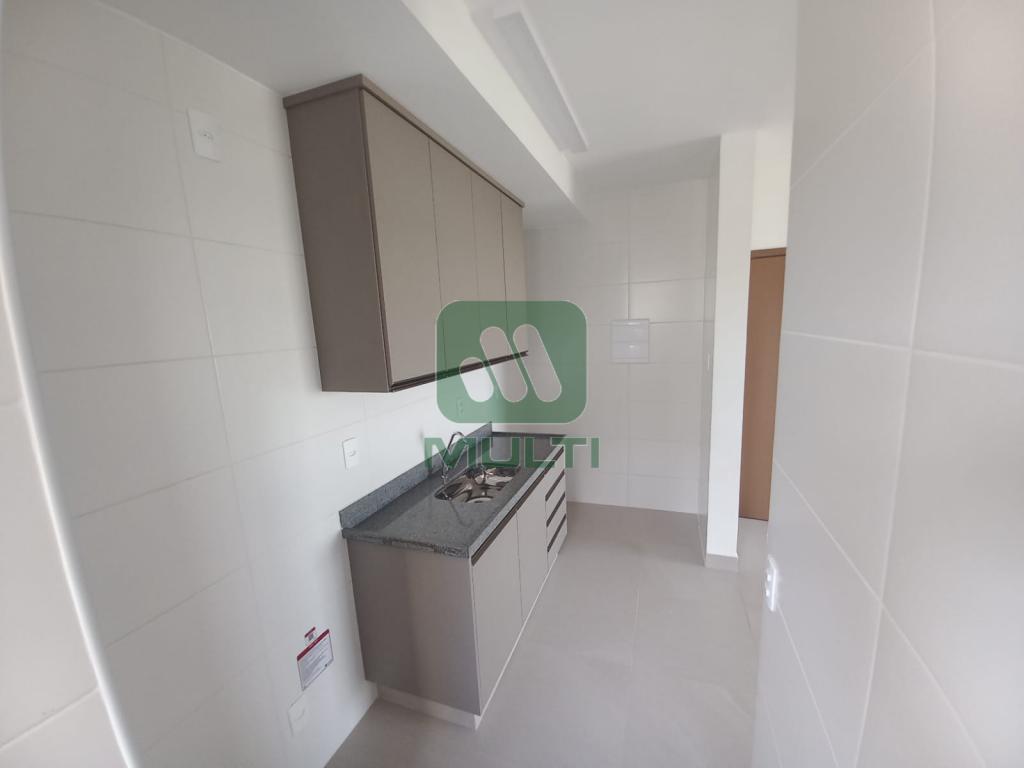 Apartamento à venda com 2 quartos, 55m² - Foto 3