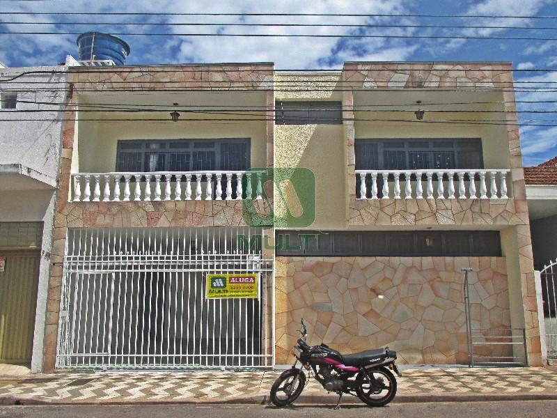 Casa à venda com 4 quartos, 210m² - Foto 16