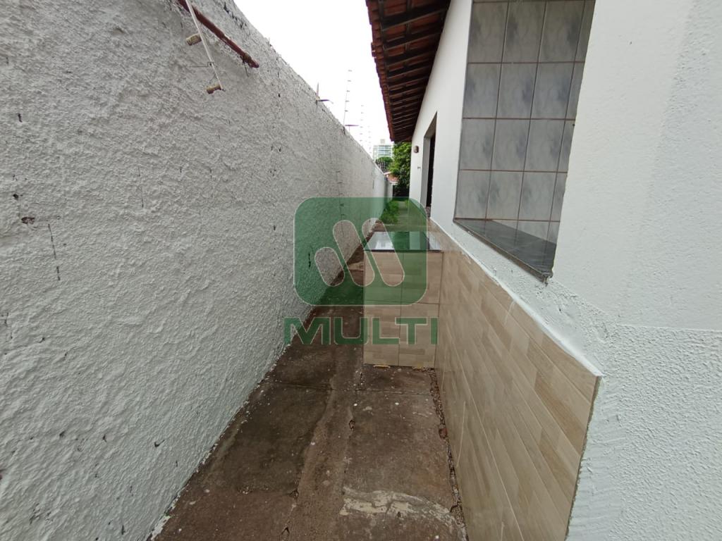 Casa à venda com 2 quartos, 91m² - Foto 14