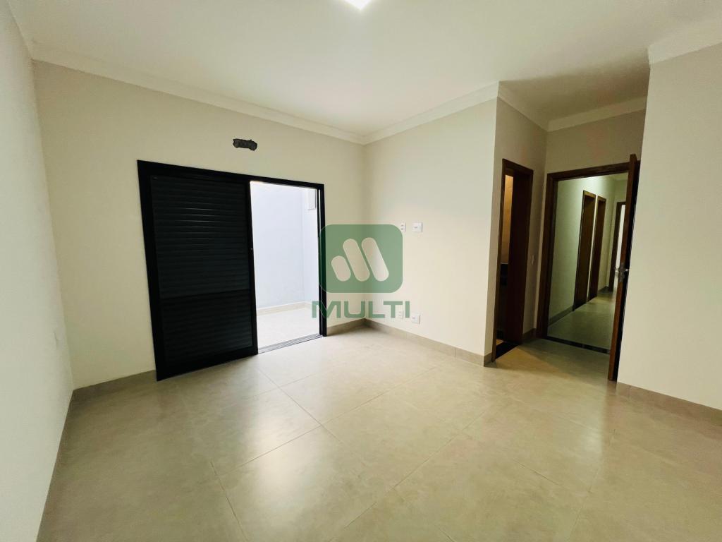 Casa à venda com 3 quartos, 135m² - Foto 13