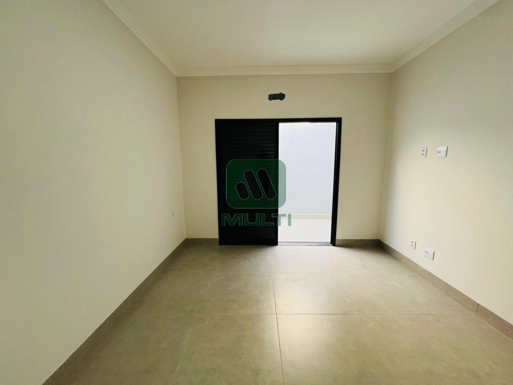 Casa à venda com 3 quartos, 135m² - Foto 14