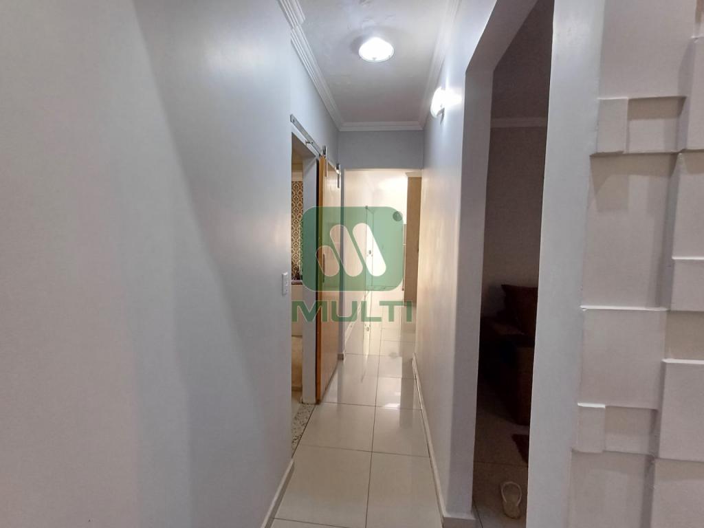 Casa à venda com 3 quartos, 160m² - Foto 10