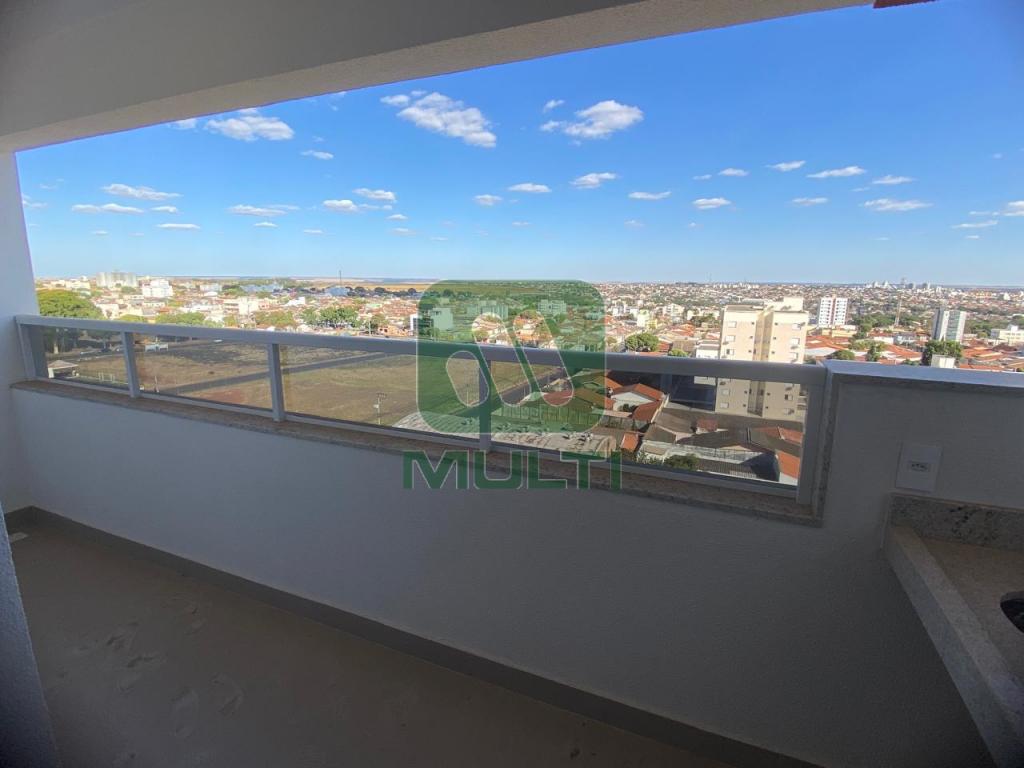 Apartamento à venda com 3 quartos, 79m² - Foto 3