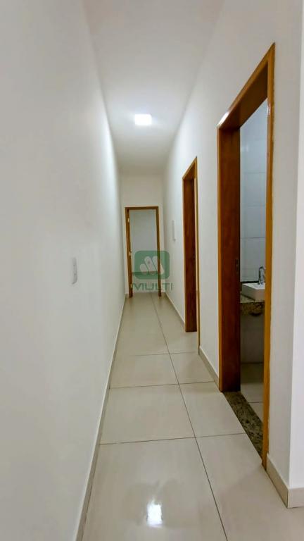 Casa à venda com 2 quartos, 91m² - Foto 5