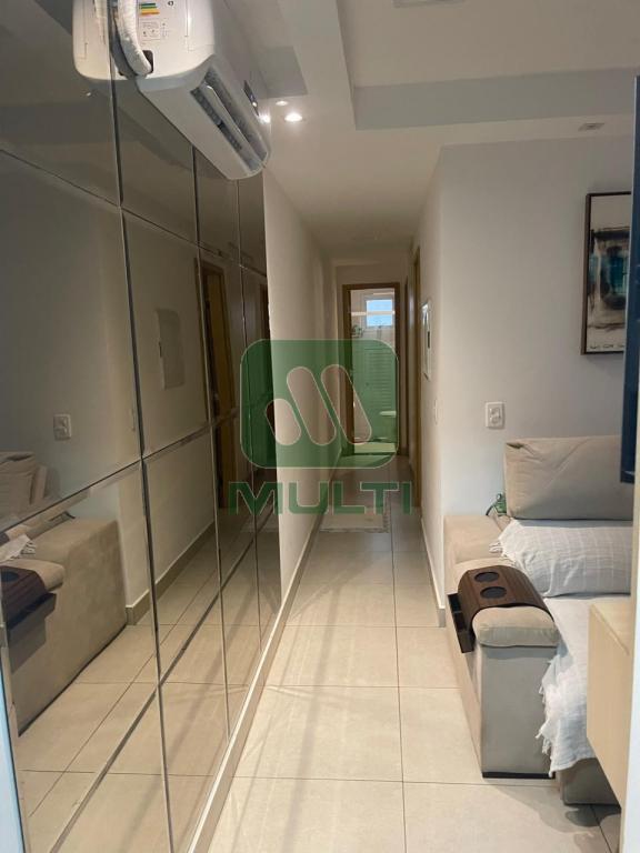 Apartamento à venda com 2 quartos, 61m² - Foto 8