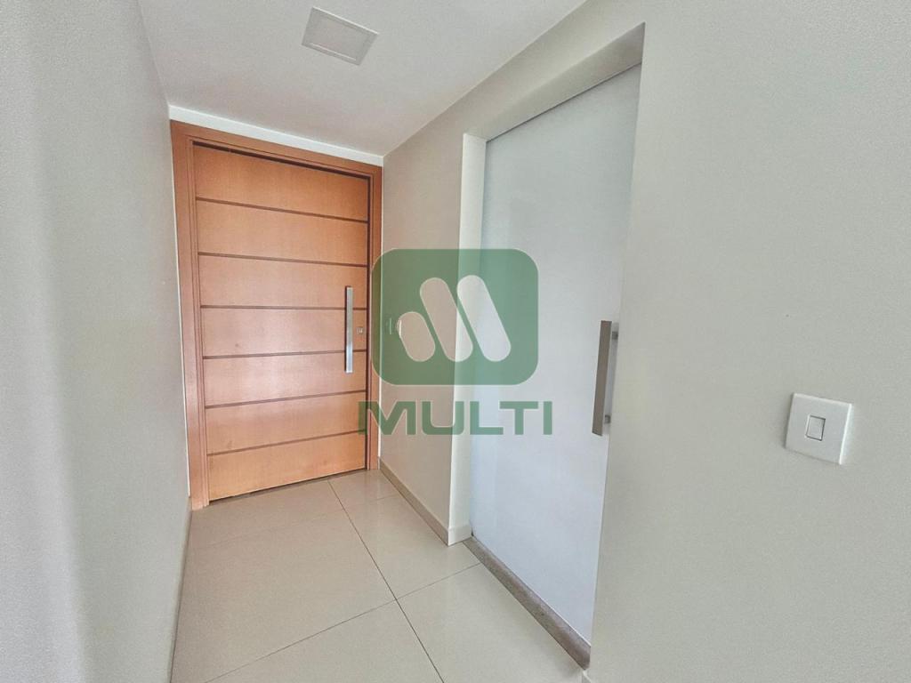 Apartamento à venda com 3 quartos, 98m² - Foto 4