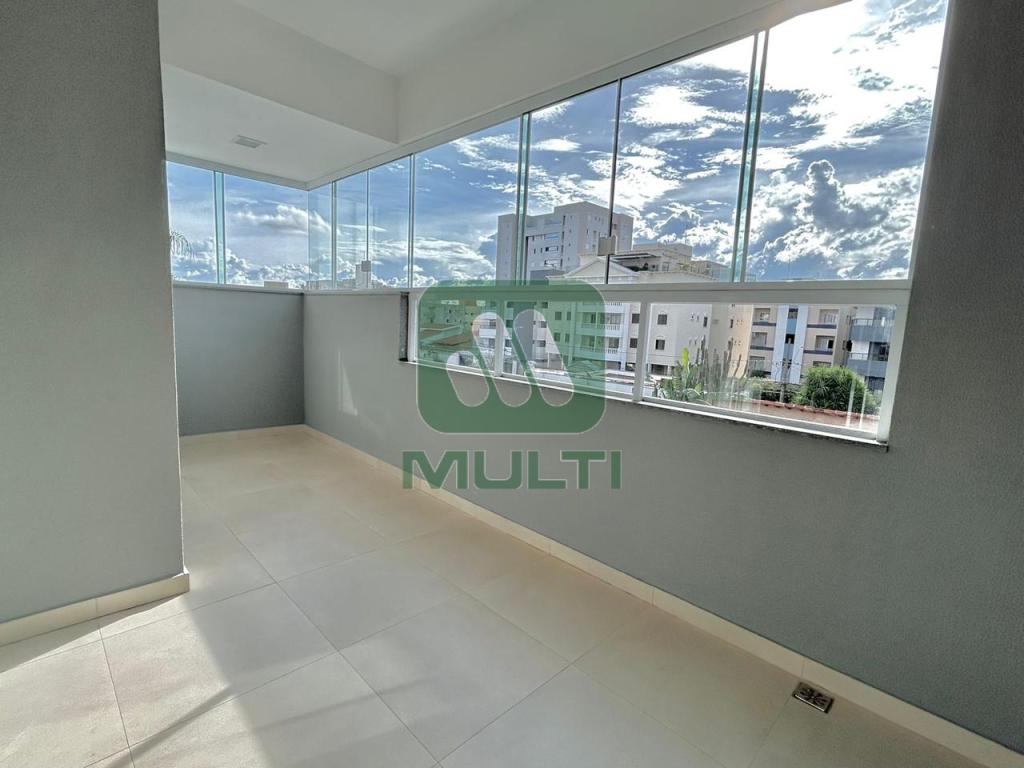 Apartamento à venda com 3 quartos, 98m² - Foto 7