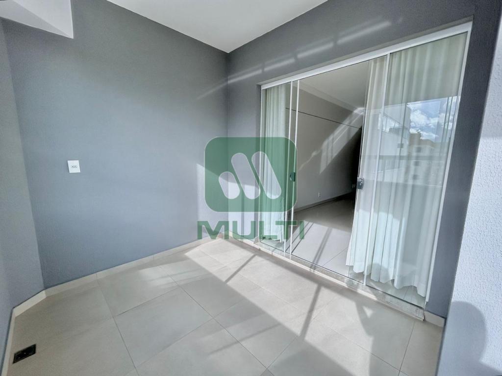 Apartamento à venda com 3 quartos, 98m² - Foto 9