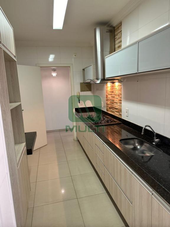 Apartamento à venda com 3 quartos, 94m² - Foto 5