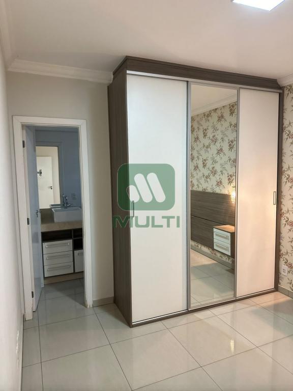 Apartamento à venda com 3 quartos, 94m² - Foto 8