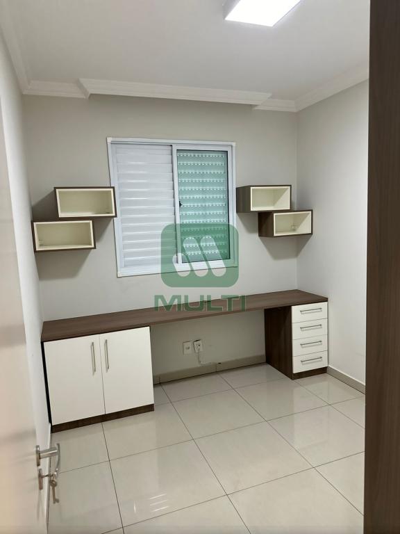 Apartamento à venda com 3 quartos, 94m² - Foto 11