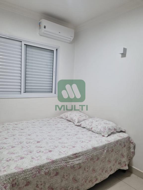 Apartamento à venda com 2 quartos, 60m² - Foto 11