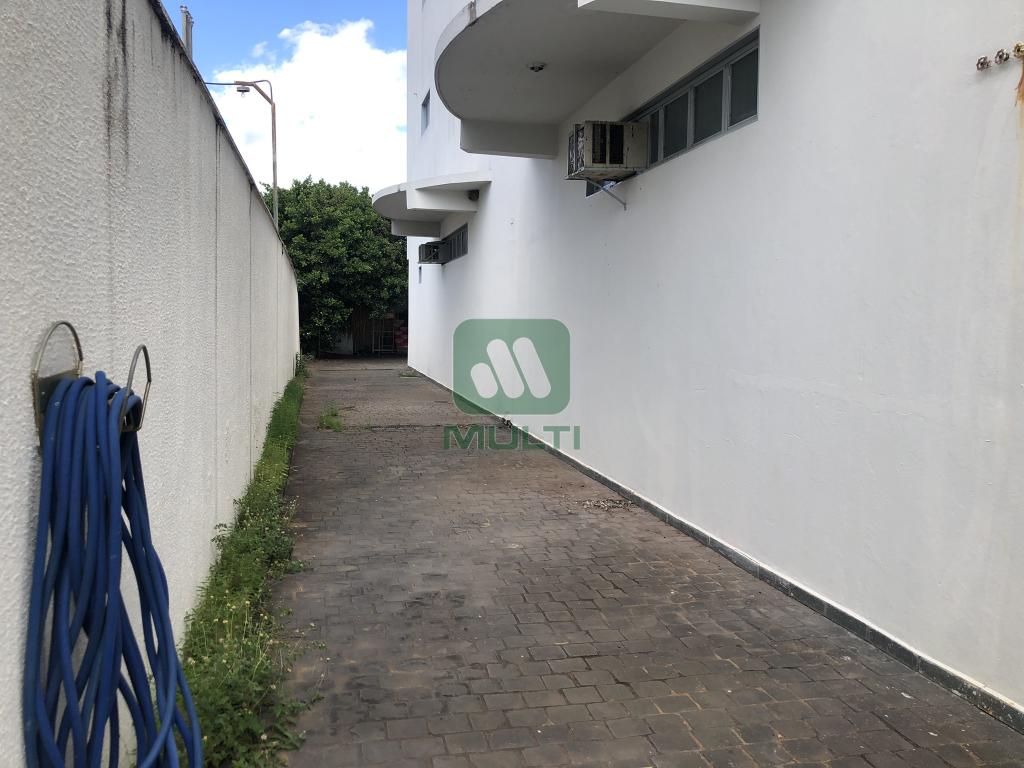 Prédio Inteiro à venda com 1 quarto, 475m² - Foto 11