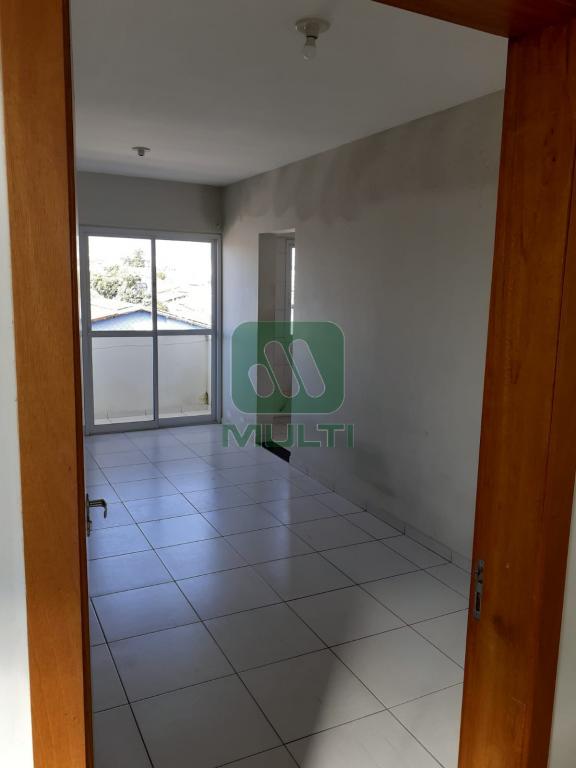 Apartamento à venda com 2 quartos, 58m² - Foto 1