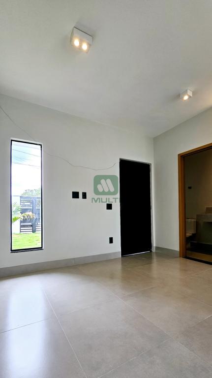 Casa à venda com 3 quartos, 88m² - Foto 8