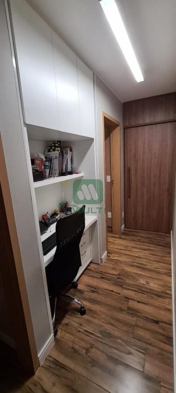 Apartamento à venda com 2 quartos, 66m² - Foto 16