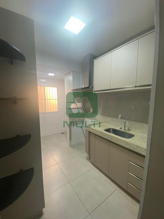 Apartamento à venda com 3 quartos, 75m² - Foto 5