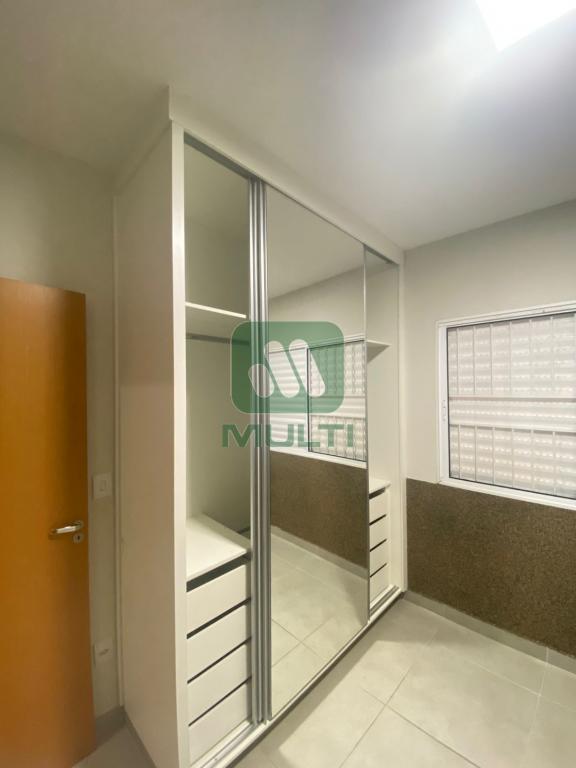 Apartamento à venda com 3 quartos, 75m² - Foto 16