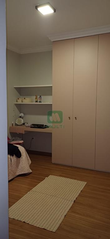 Casa à venda com 3 quartos, 280m² - Foto 13