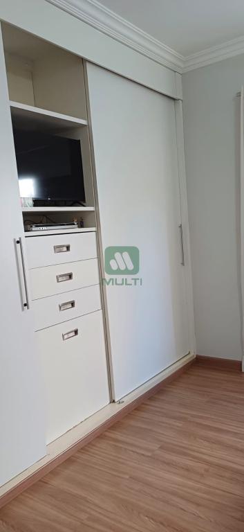 Casa à venda com 3 quartos, 280m² - Foto 15