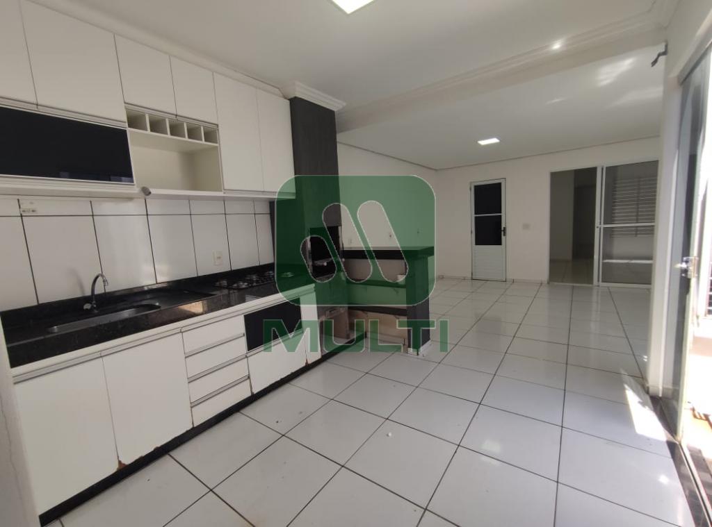 Casa de Condomínio à venda com 2 quartos, 100m² - Foto 5