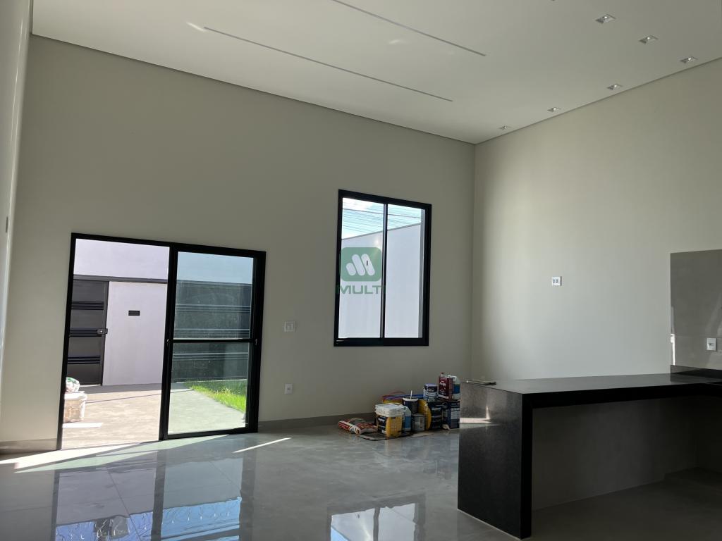 Casa à venda com 3 quartos, 92m² - Foto 2