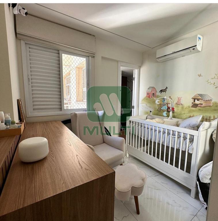 Apartamento à venda com 3 quartos, 109m² - Foto 7