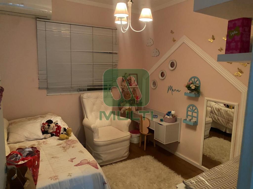 Casa de Condomínio à venda com 3 quartos, 160m² - Foto 9