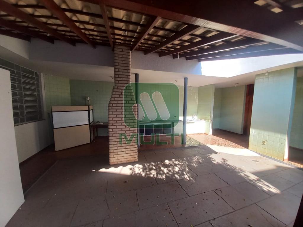 Casa à venda com 3 quartos, 280m² - Foto 17