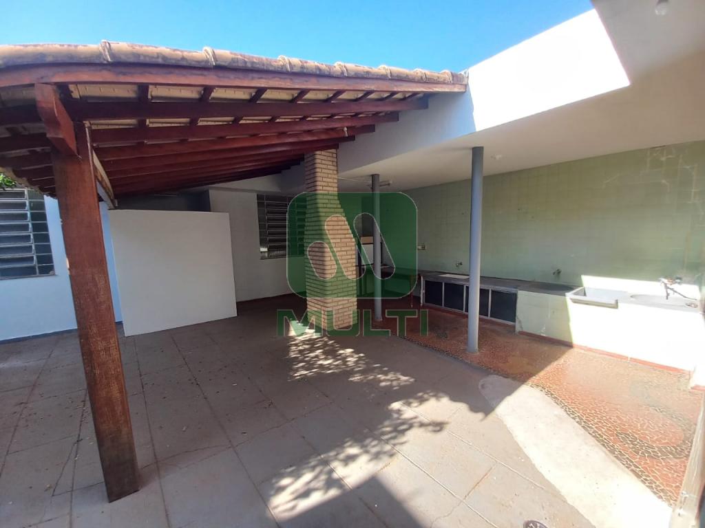 Casa à venda com 3 quartos, 280m² - Foto 19