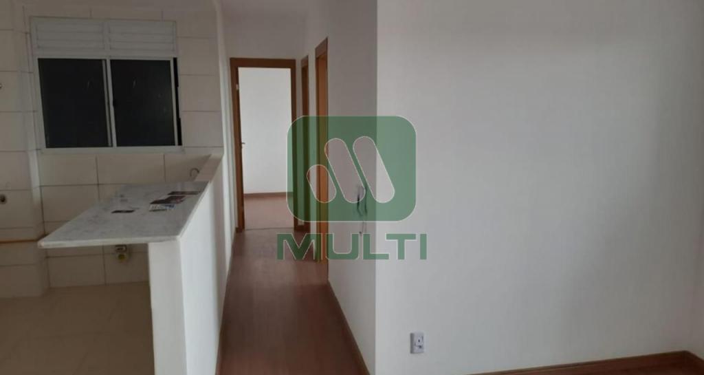 Apartamento à venda com 2 quartos, 50m² - Foto 3