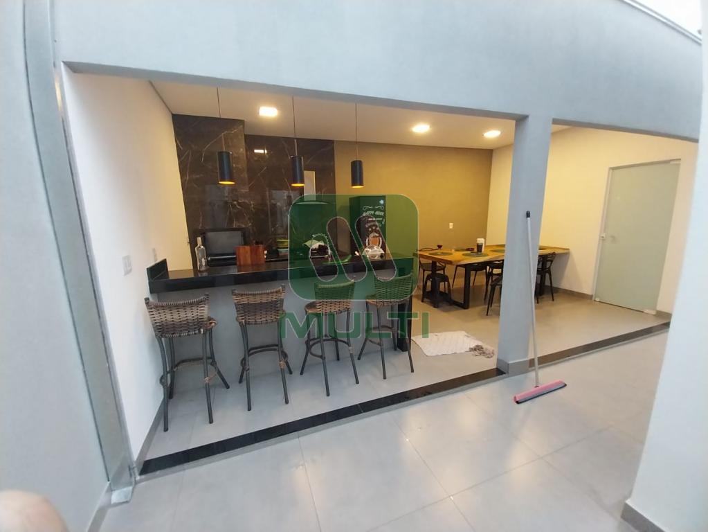 Casa à venda com 3 quartos, 190m² - Foto 12