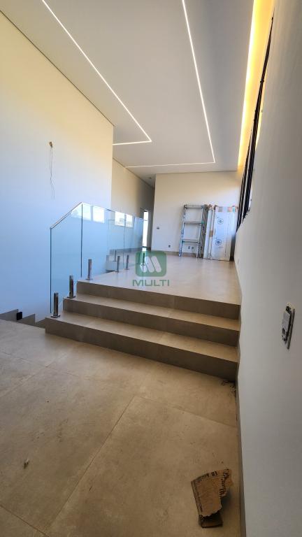 Casa de Condomínio à venda com 3 quartos, 235m² - Foto 8