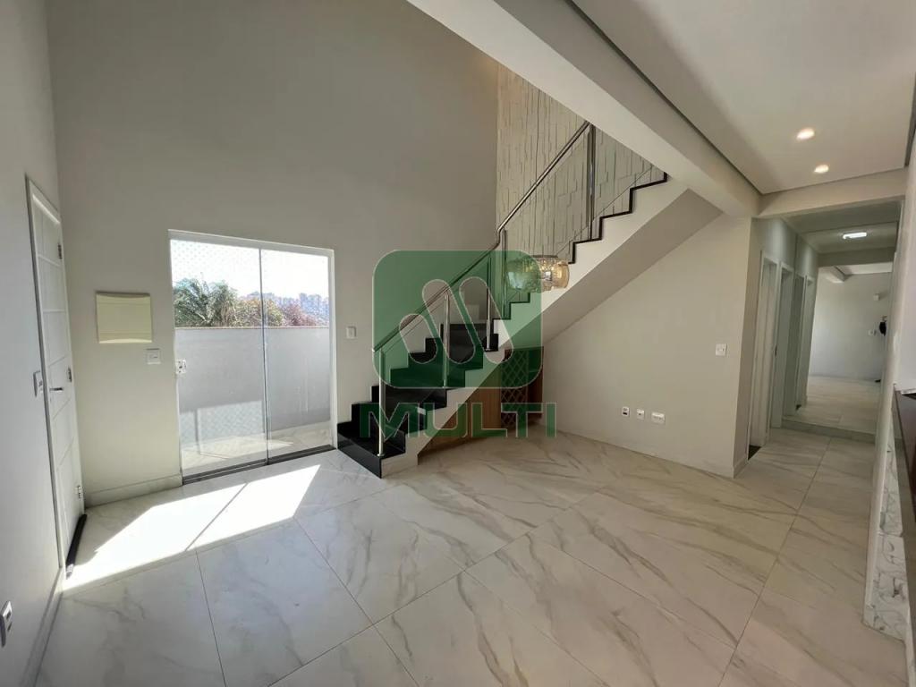 Apartamento à venda com 3 quartos, 230m² - Foto 4