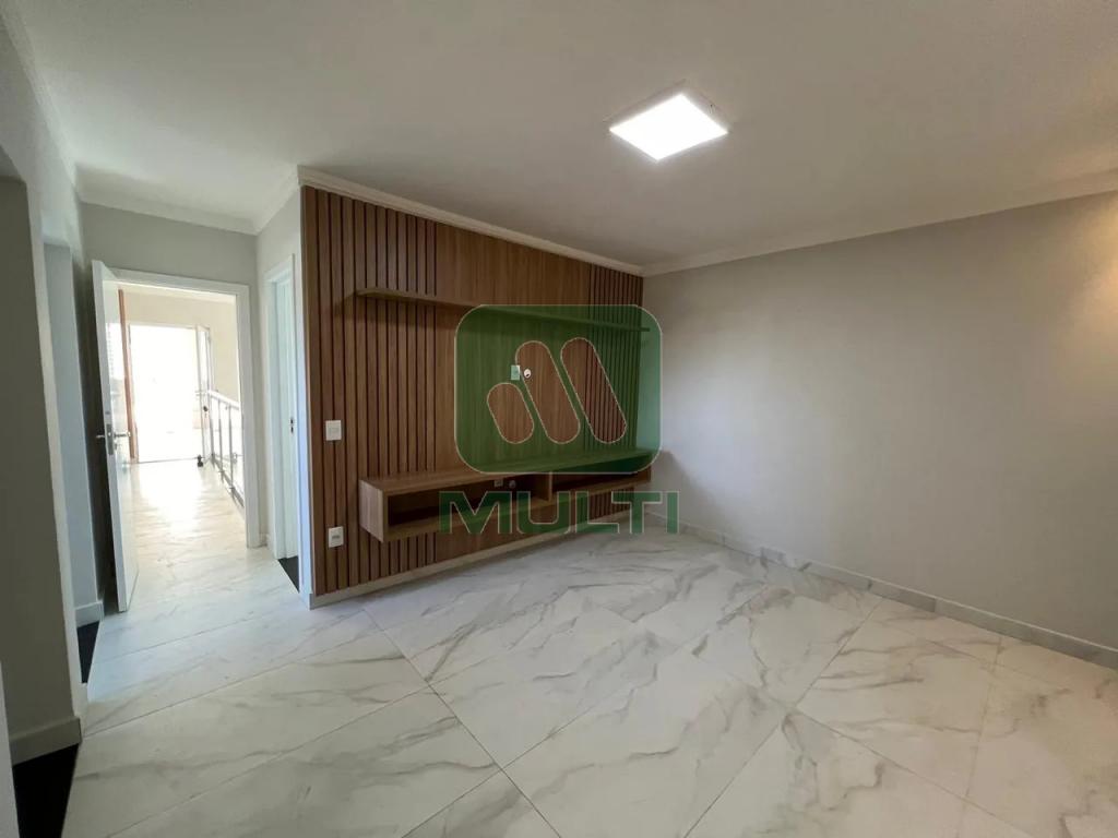 Apartamento à venda com 3 quartos, 230m² - Foto 5