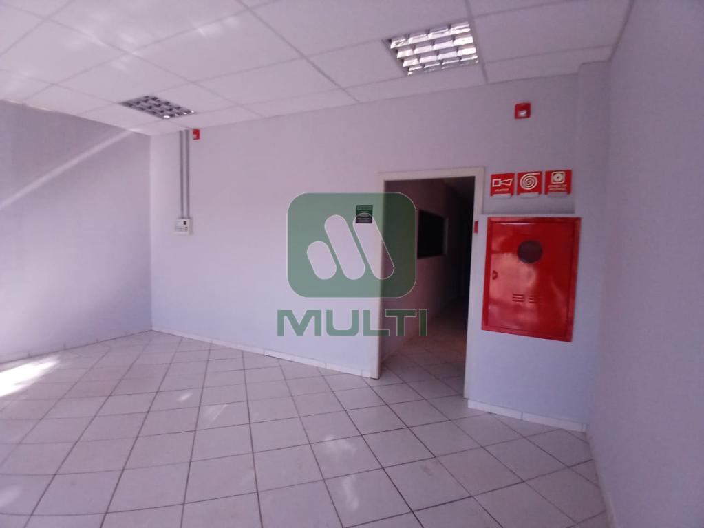 Loja-Salão à venda com 1 quarto, 554m² - Foto 2