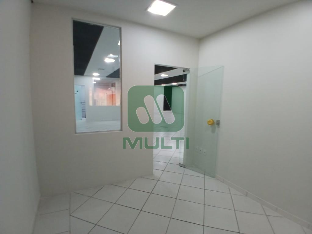 Loja-Salão à venda com 1 quarto, 554m² - Foto 37