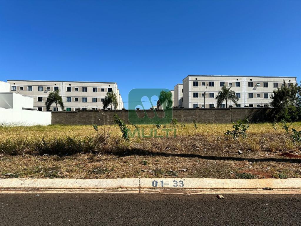 Terreno à venda com 1 quarto, 1m² - Foto 1