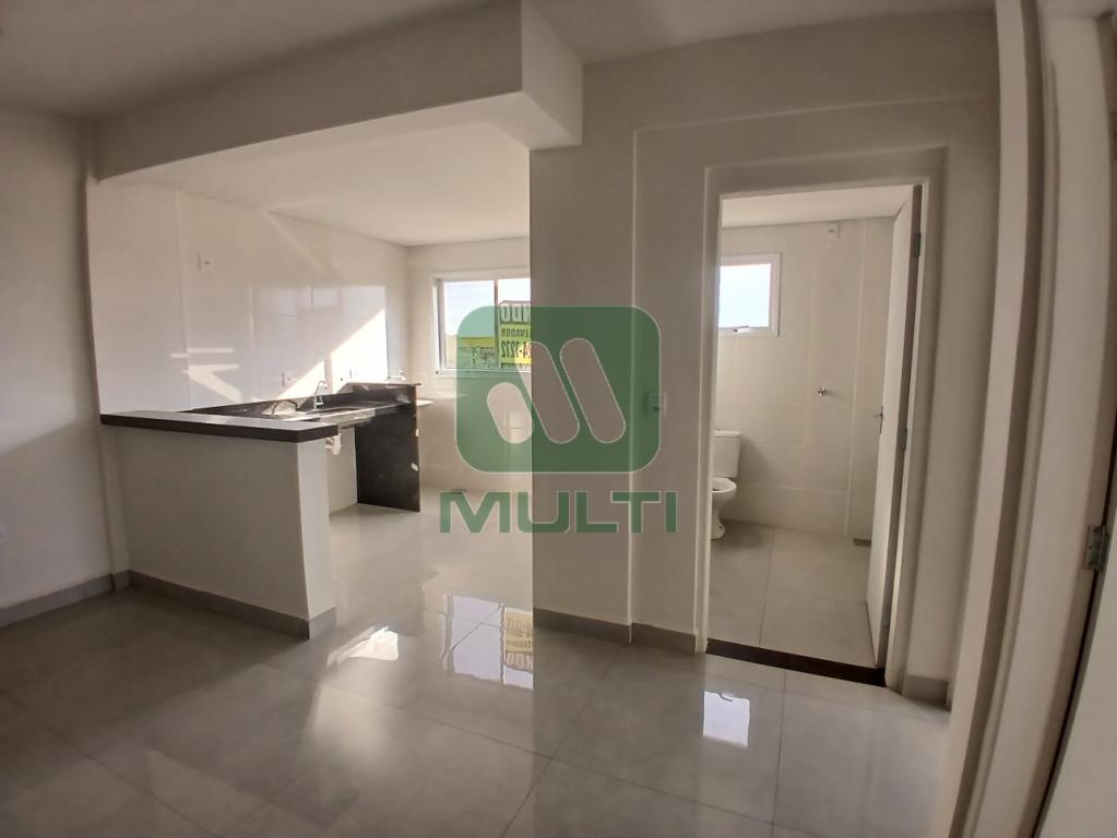 Apartamento à venda com 1 quarto, 42m² - Foto 4