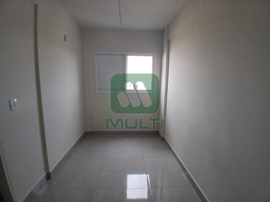 Apartamento à venda com 2 quartos, 42m² - Foto 8