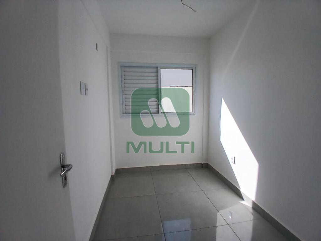 Apartamento à venda com 2 quartos, 42m² - Foto 9